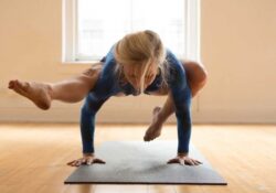 Yoga Poses Eka Pada Bakasana
